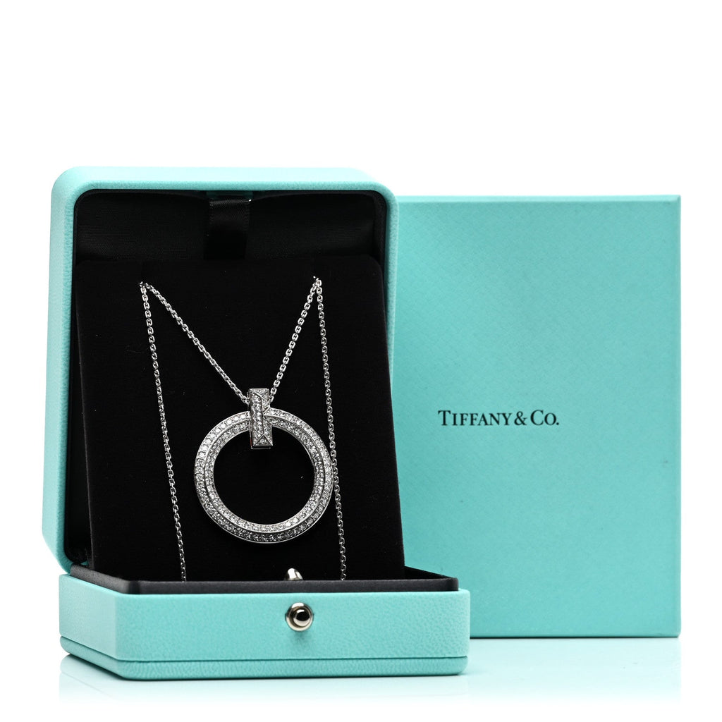 18K White Gold Diamond Large T T1 Circle Pendant Necklace