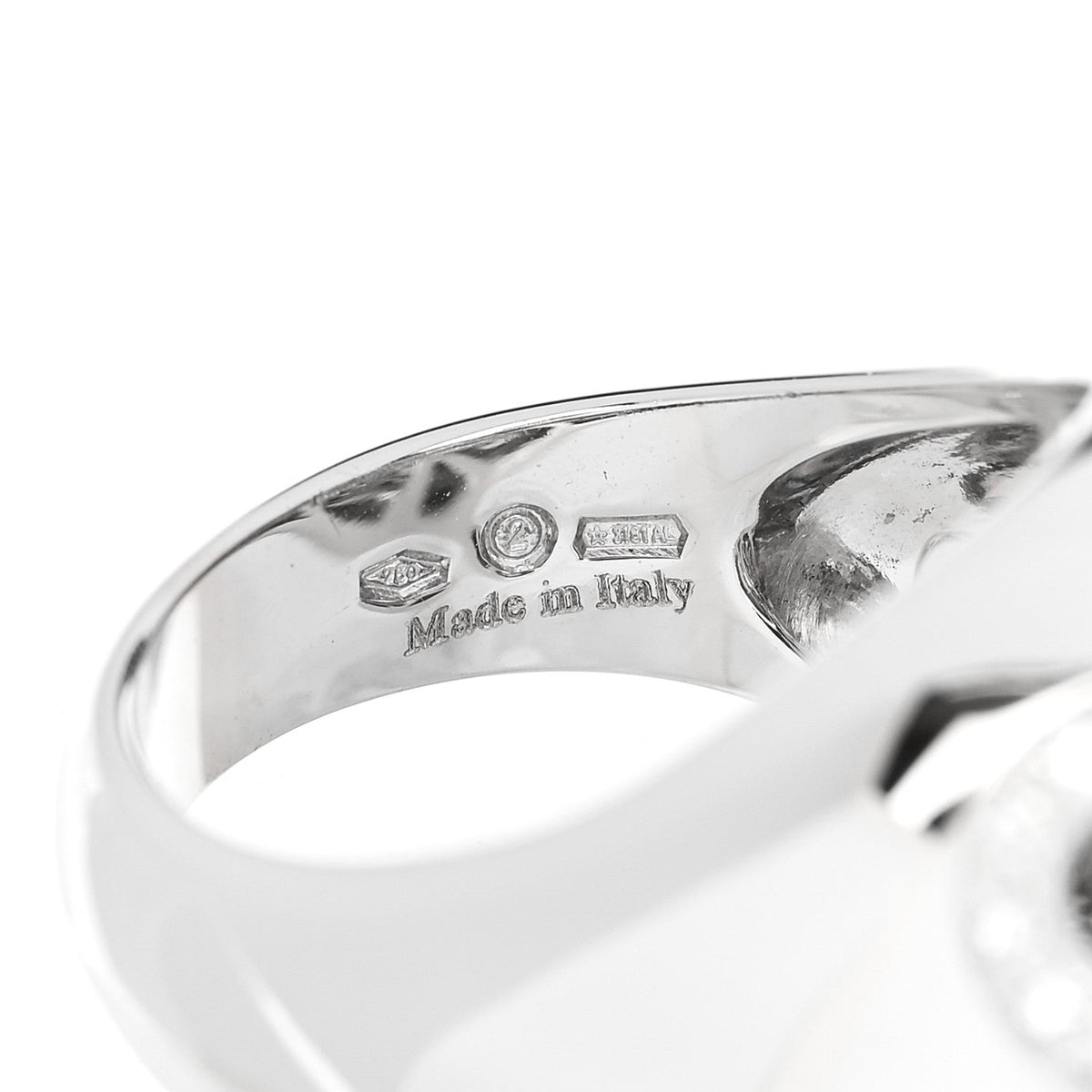18K White Gold Diamond Infinity Dome Ring 55 7.25