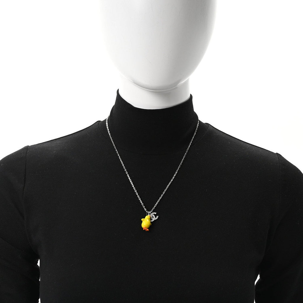 Metal Resin Strass Crystal CC Baby Chick Pendant Necklace Silver Yellow Orange