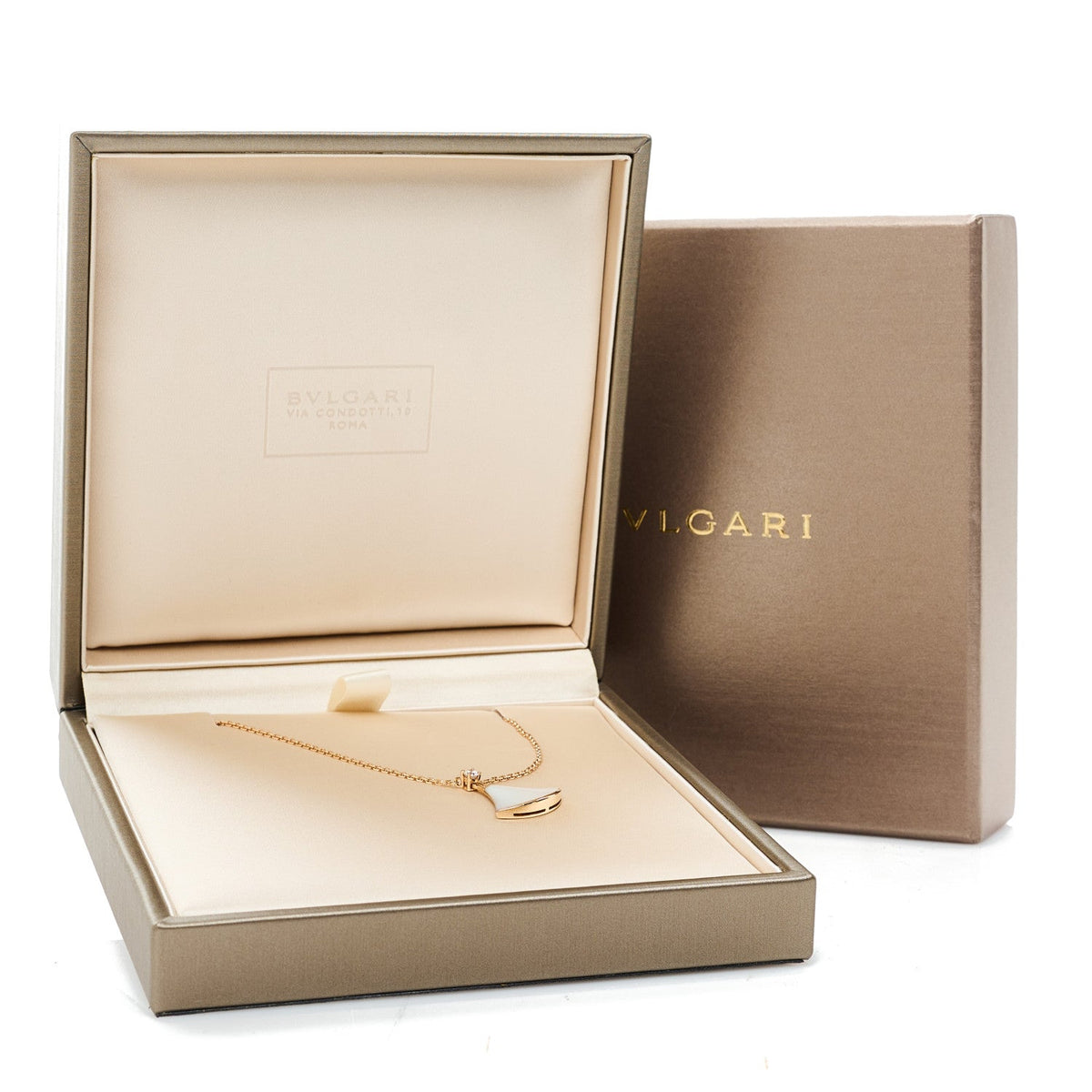 18K Rose Gold Diamond Mother of Pearl Divas' Dream Pendant Necklace