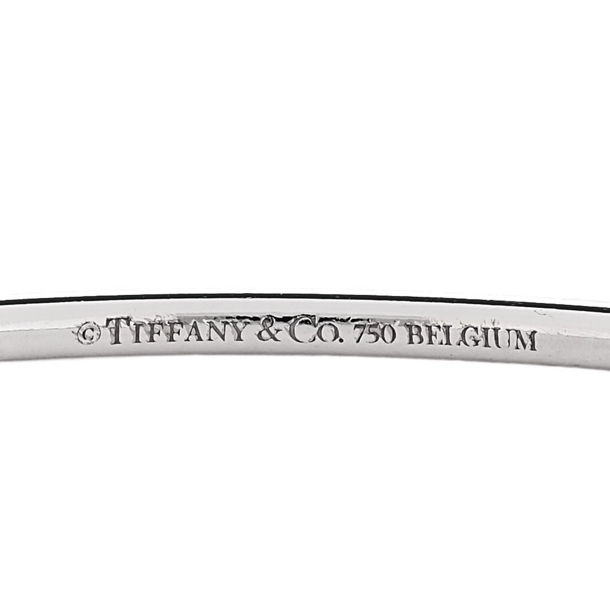 18K White Gold Diamond Metro Bangle Bracelet