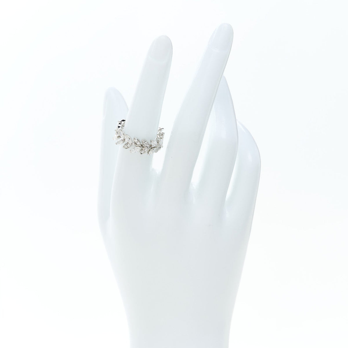 Platinum Diamond Victoria Vine Ring 53 6.5