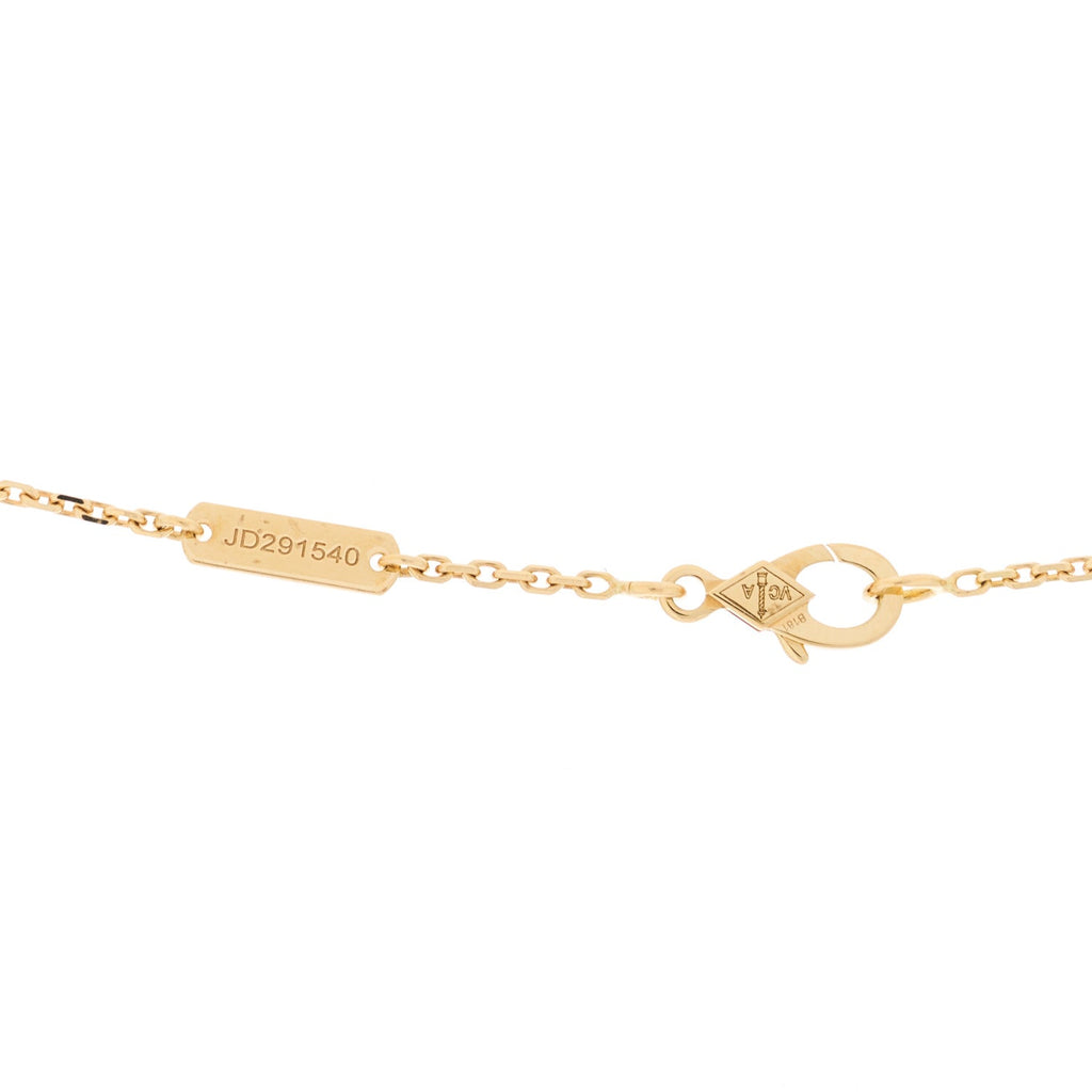 18K Yellow Gold Carnelian Vintage Alhambra Pendant Necklace