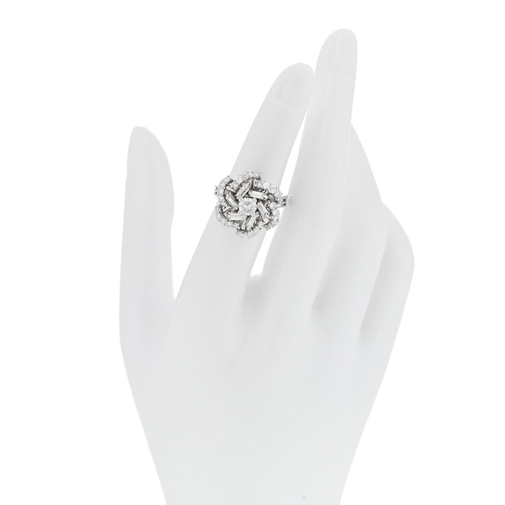 18K White Gold Diamond 1.80ctw Flower Spiral Cocktail Ring 52 6