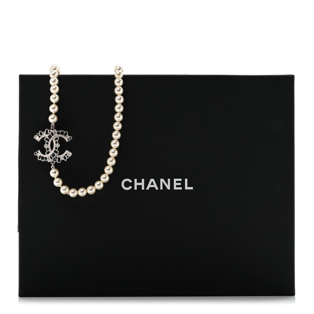 Pearl Crystal Lambskin CC Long Necklace Gold Black