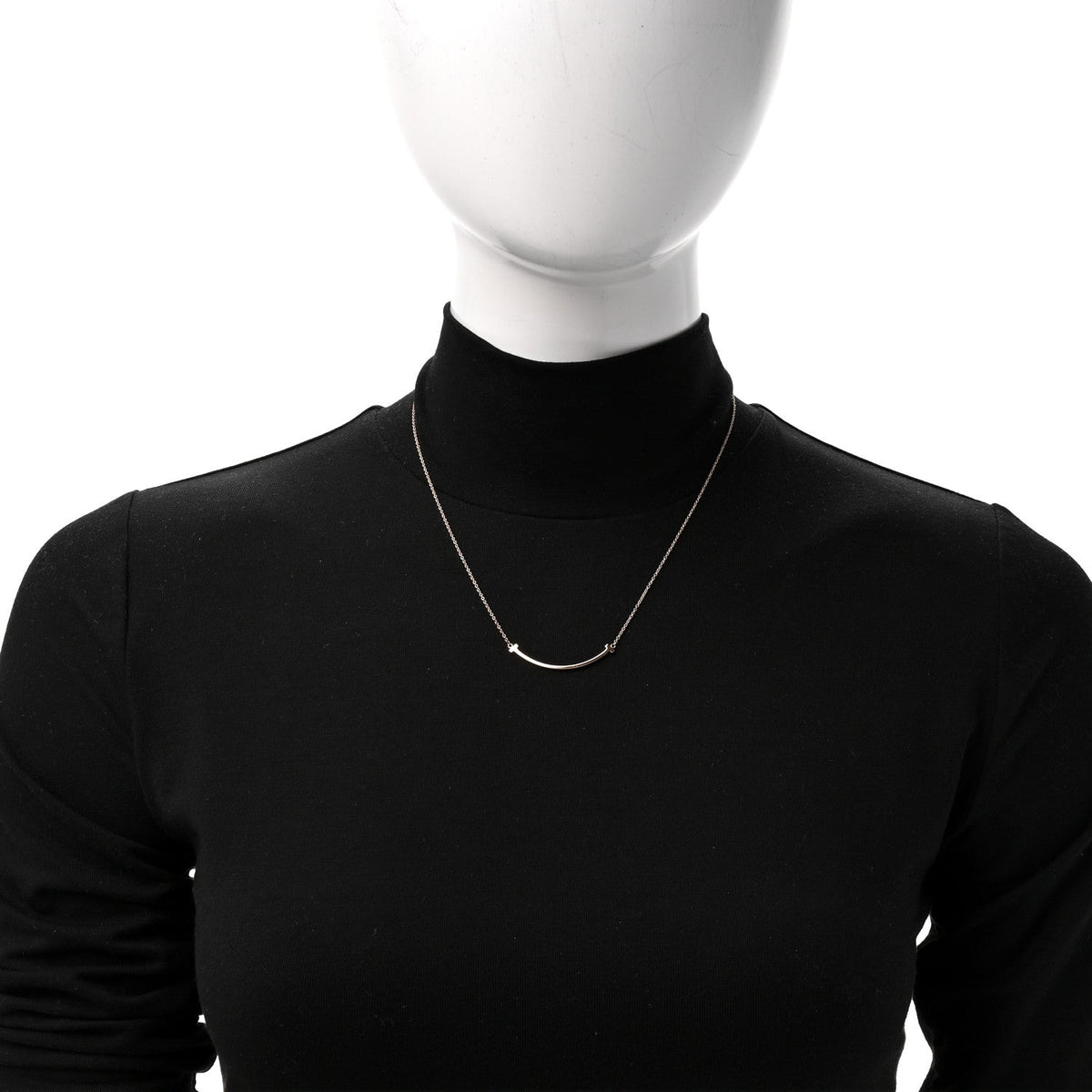 18K Rose Gold Small T Smile Pendant Necklace