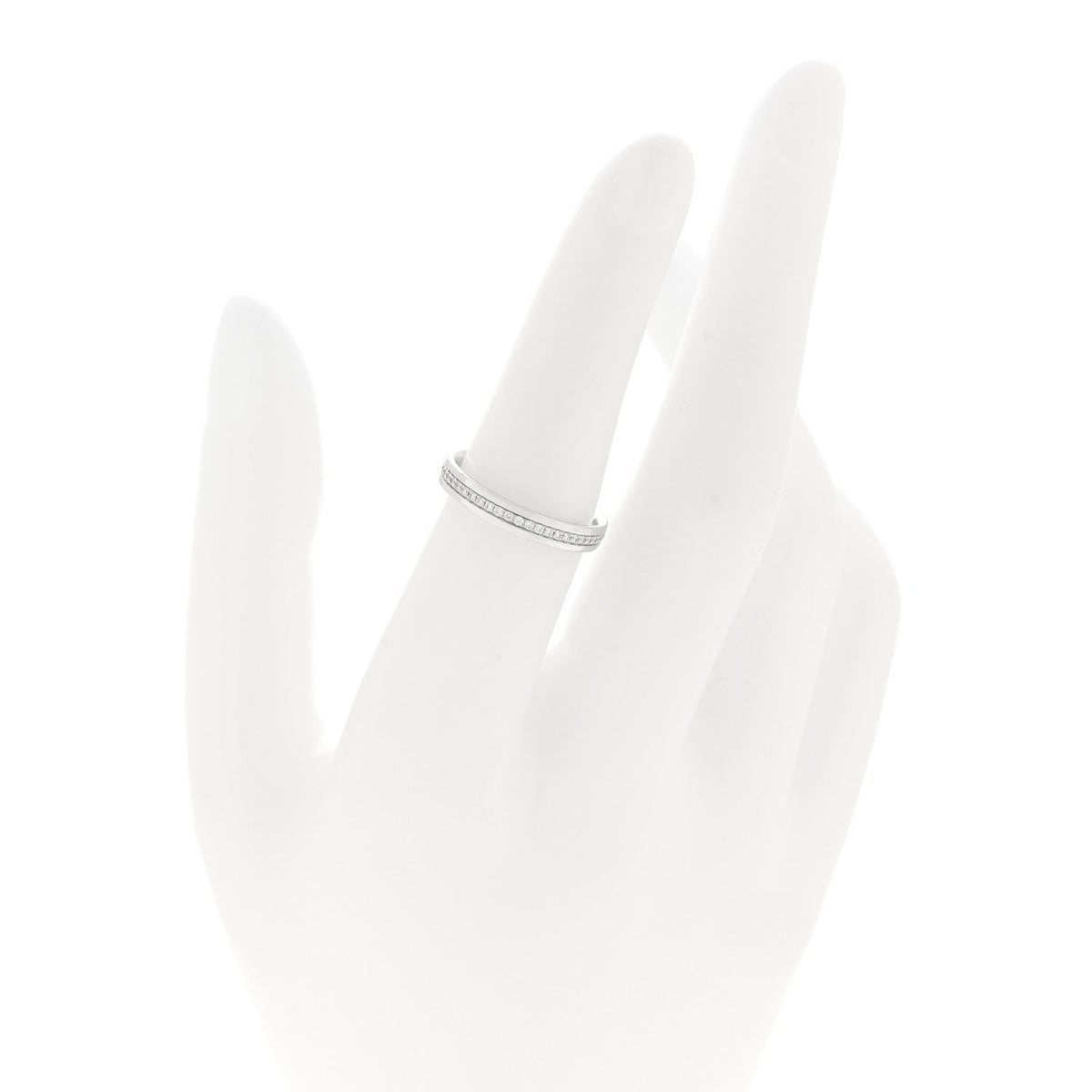 18K White Gold Diamond Metro Wedding Band Ring 52 6