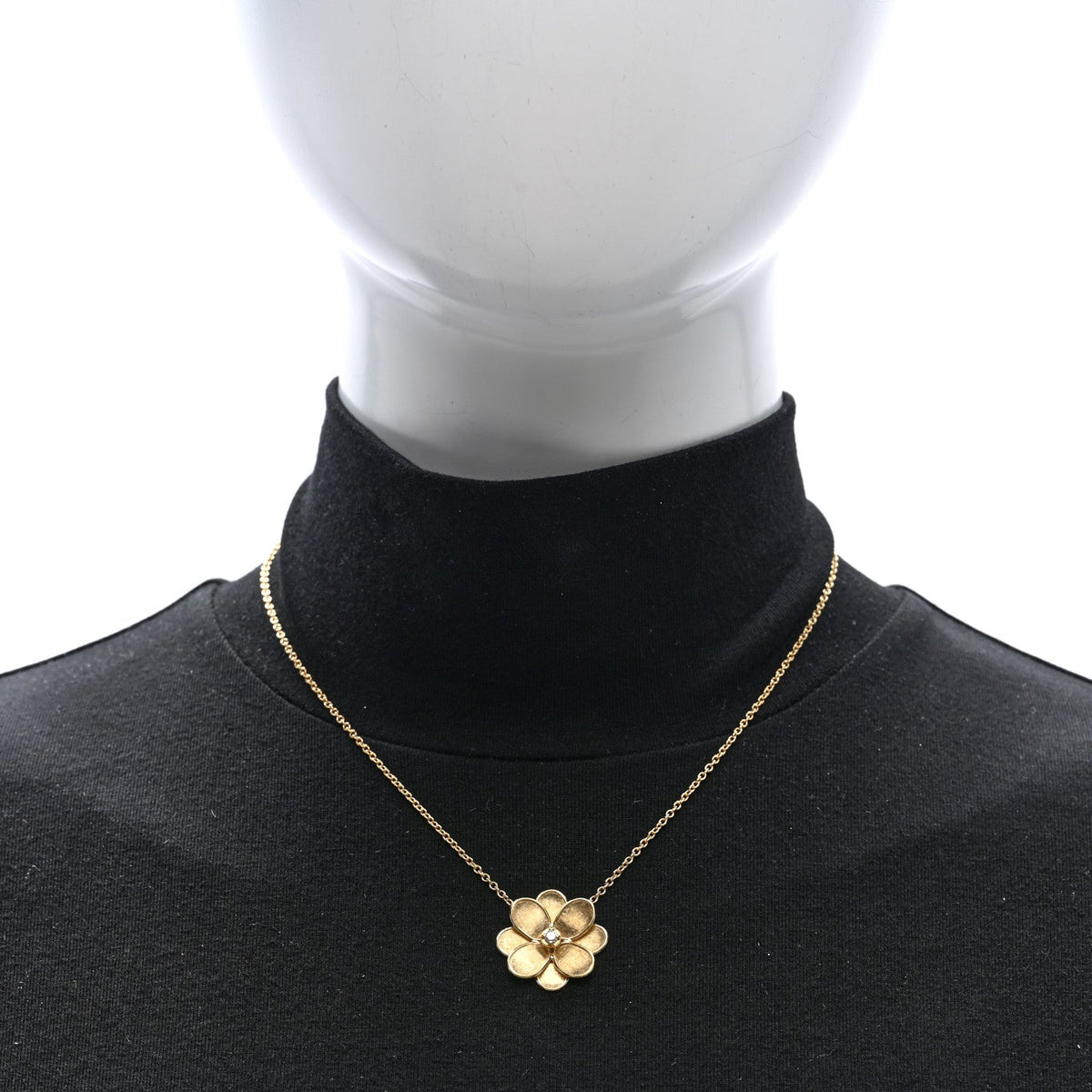 18K Yellow Gold Diamond Petali Flower Pendant Necklace