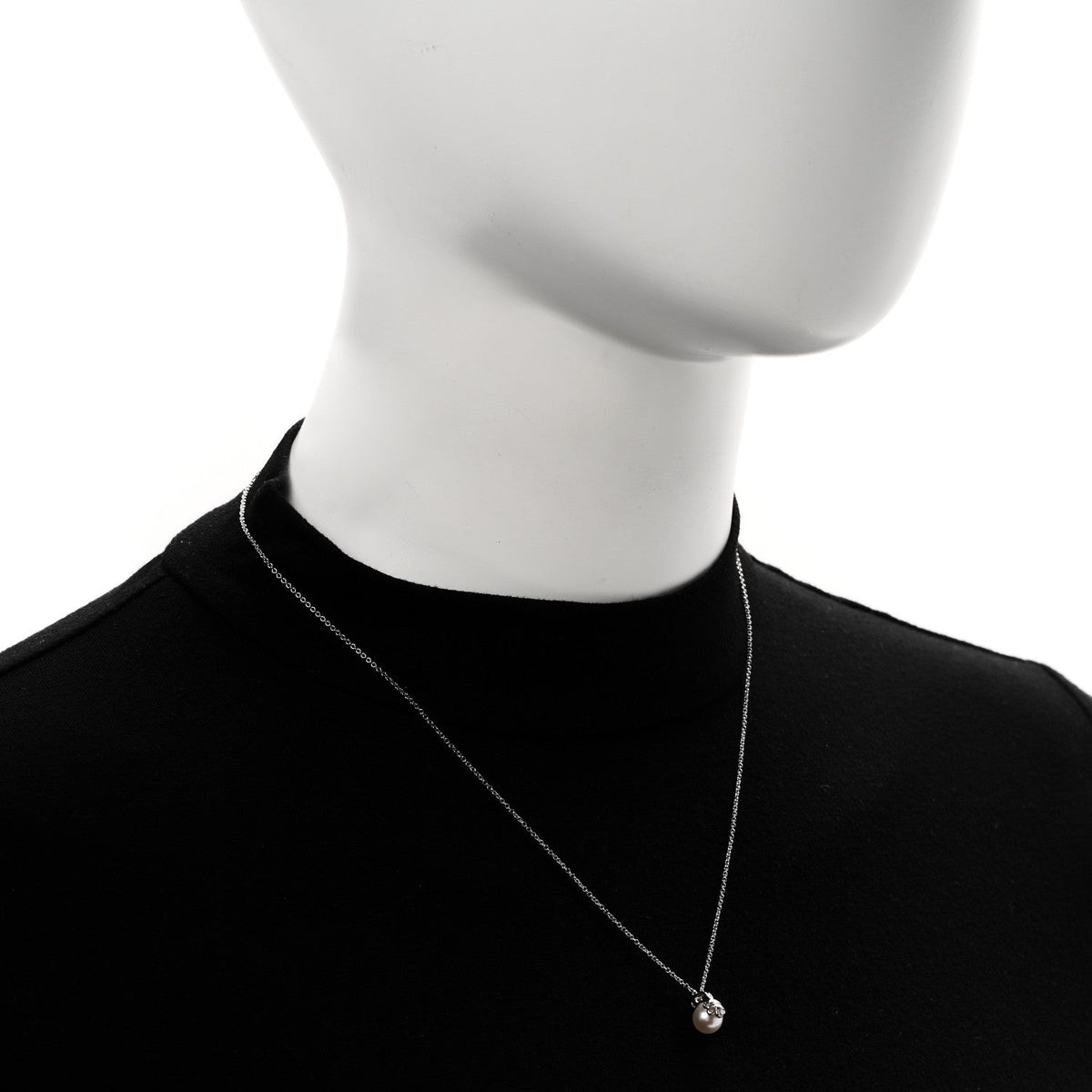 18K White Gold Diamond Cultured Pearl 6.5-7mm Tiffany Signature Pearls Pendant Necklace