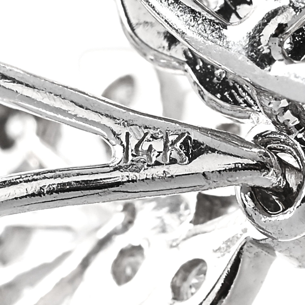 14K White Gold Diamond 3.15ctw Flower Pendant