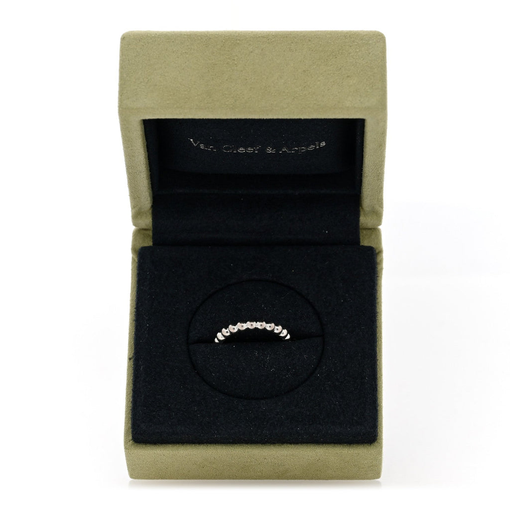 18K White Gold Medium Perlee Ring 49 5