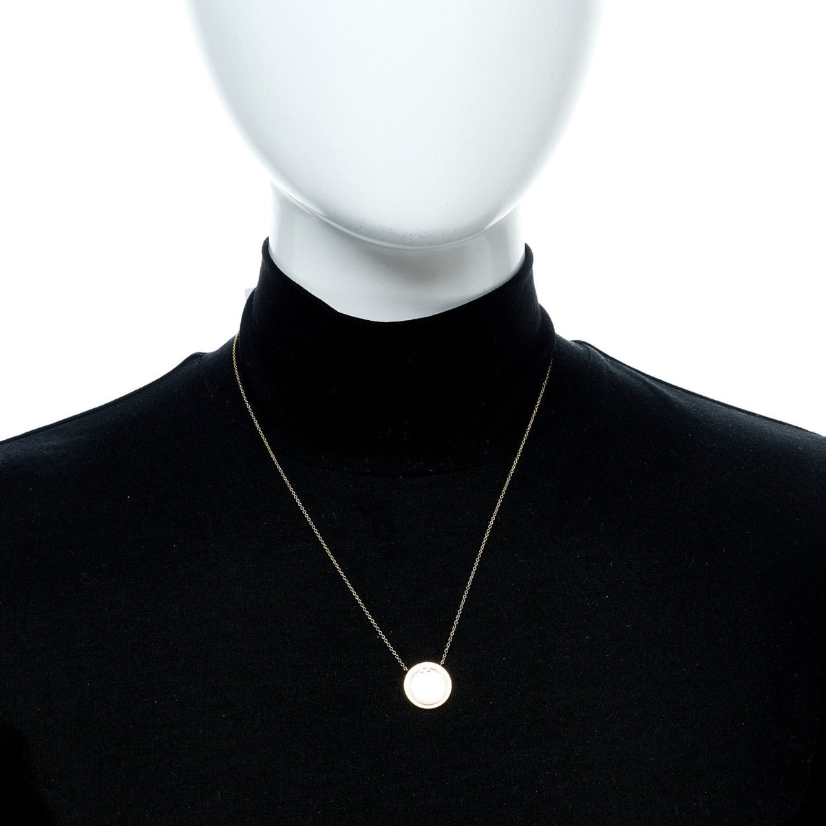 18K Yellow Gold Diamond Mother of Pearl T Circle Pendant Necklace