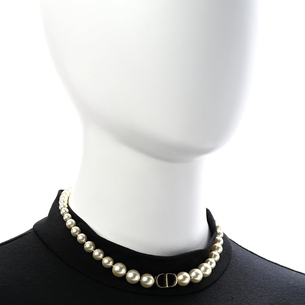 Pearl 30 Montaigne Choker Necklace Gold