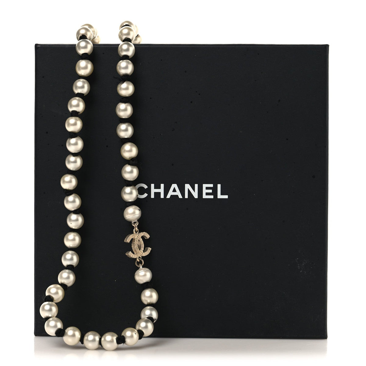 Pearl Grosgrain CC Long Necklace Gold